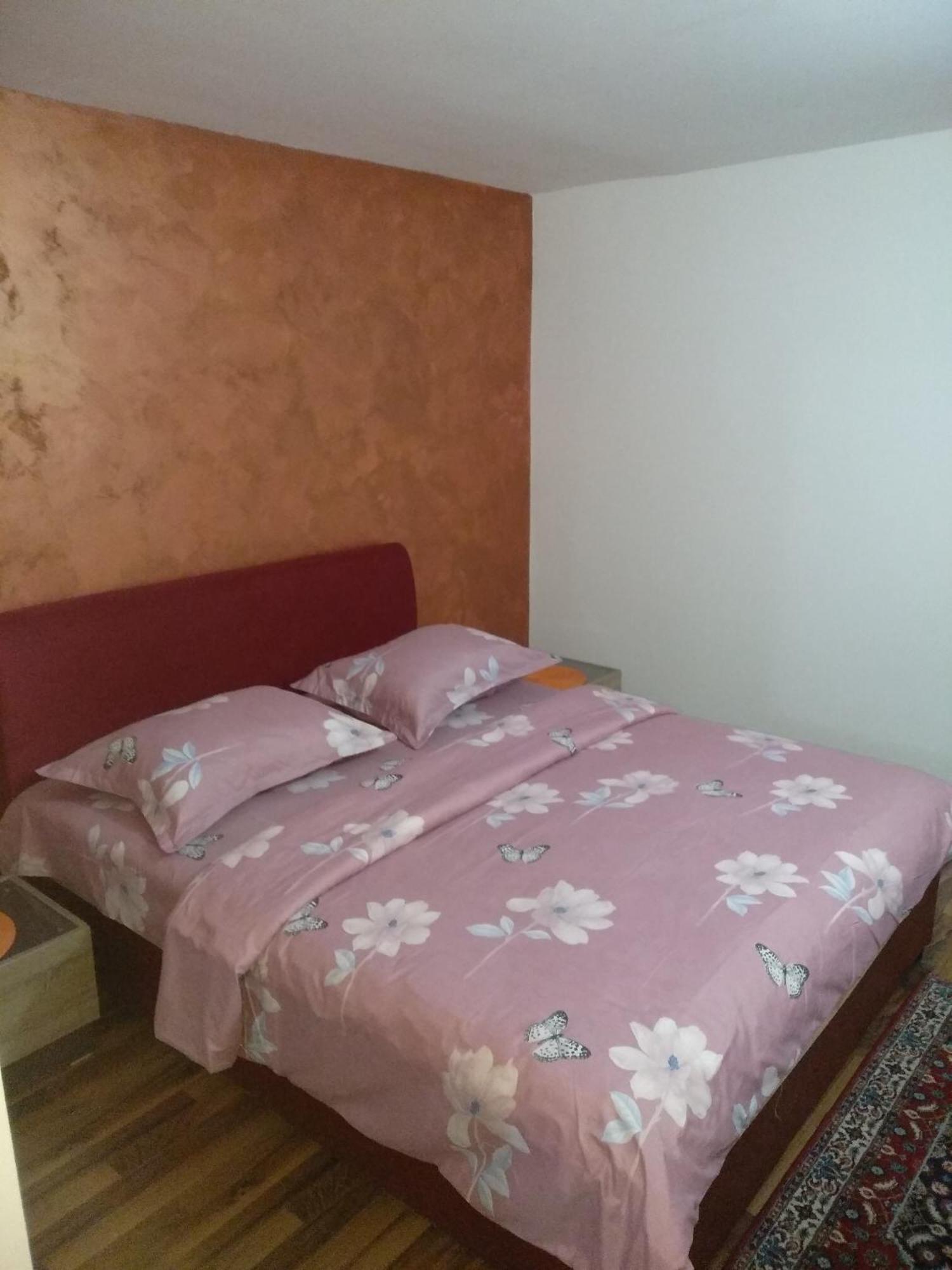Apartments Popovic Подгорица Екстериор снимка