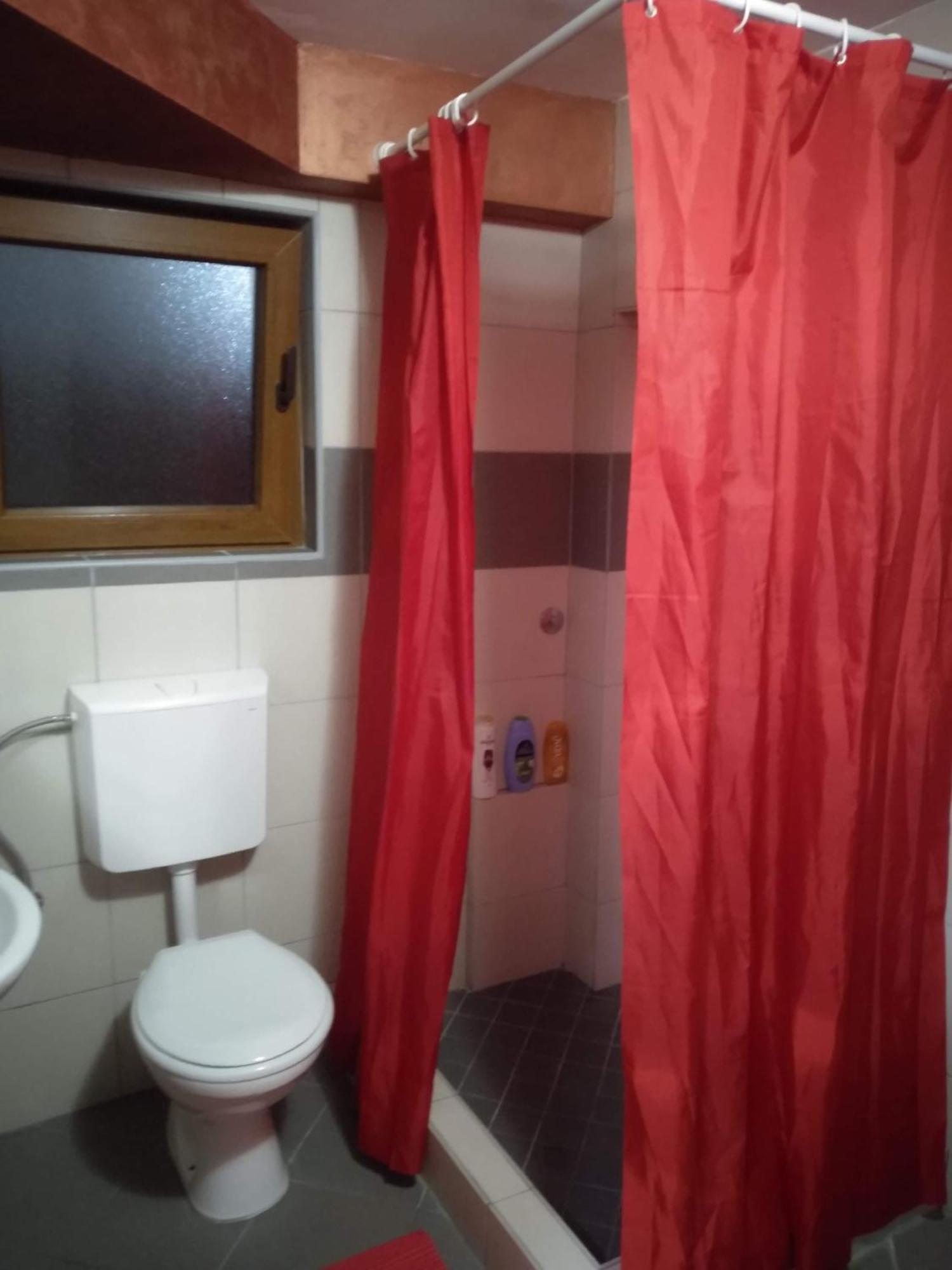 Apartments Popovic Подгорица Екстериор снимка